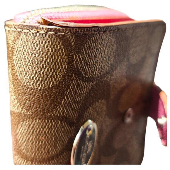 Coach khaki/pink saddle wallet - Picture 15 of 16